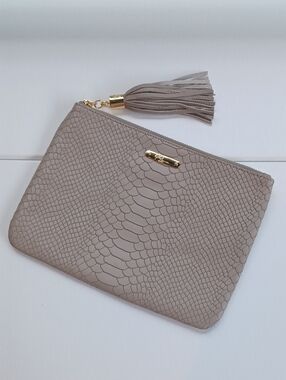 GiGi New York Taupe Textured Tassel Zip Wristlet Clutch